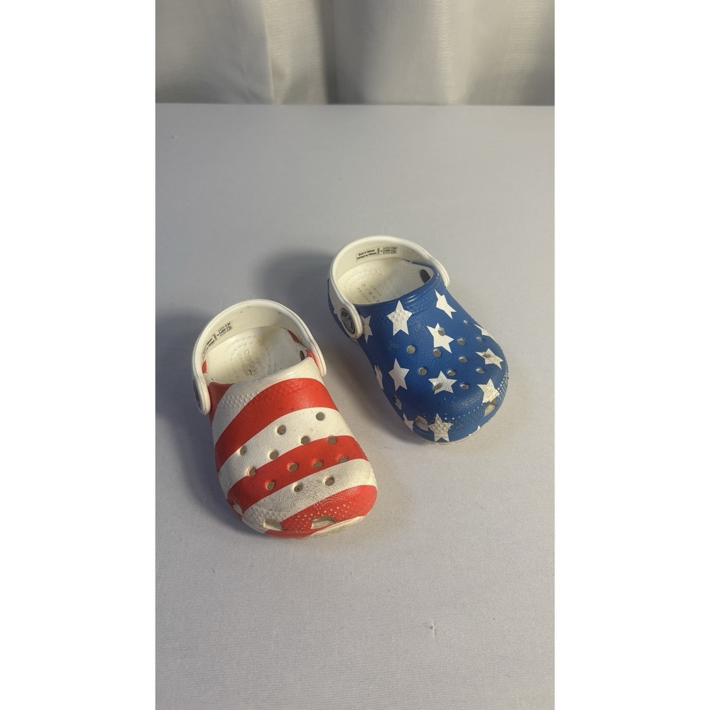 Crocs Unisex Child Size 5 Classic American Flag‎ Clogs USA Patriotic